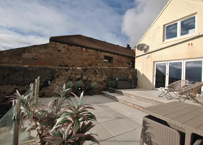 The Wendy House-Seafront Cottage Incredible Views