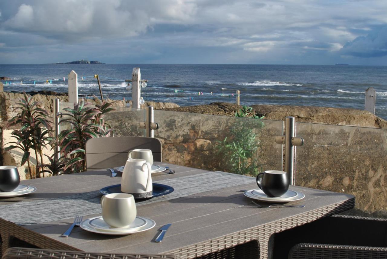 The Wendy House-seafront Incredible Views Holiday home Anstruther